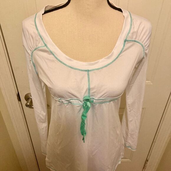 prAna Felicity White and Teal Long Sleeve Lightweight Top - Picture 7 of 8